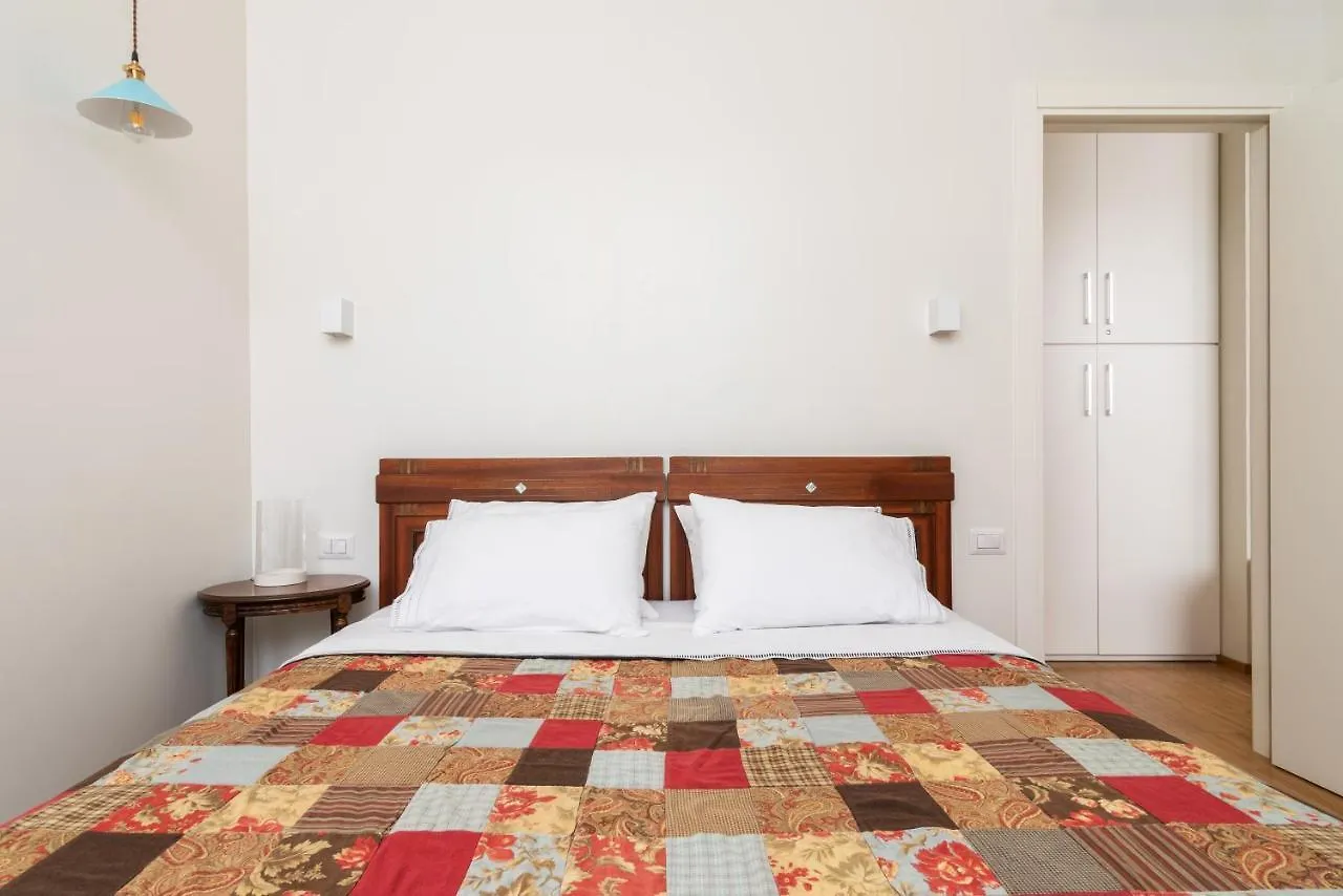 Apartmán La Casa Colorata - Flats In Milan - Bocconi 0*,