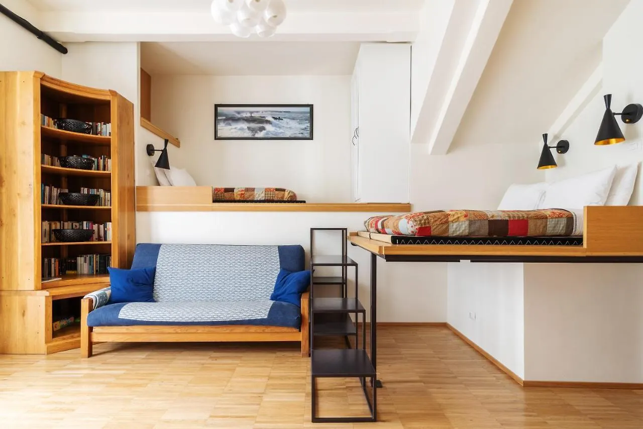 La Casa Colorata - Flats In Milan - Bocconi Apartment Italy