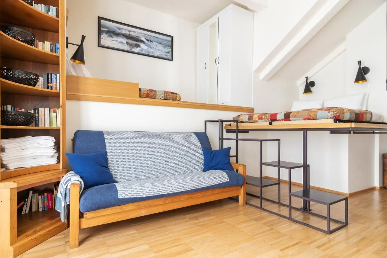 La Casa Colorata - Flats In Milan - Bocconi Apartment Italy
