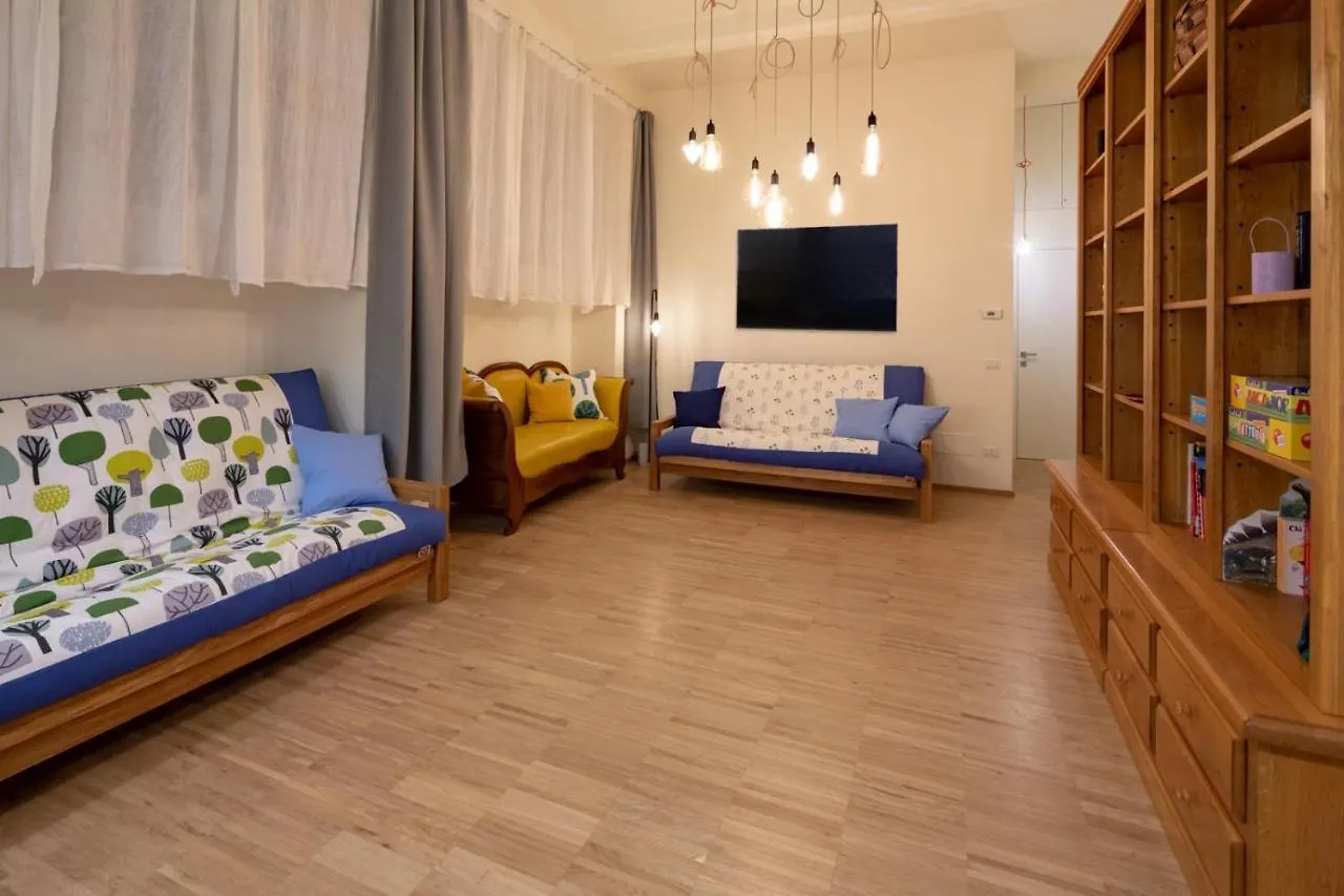 La Casa Colorata - Flats In Milan - Bocconi Lejlighed Italien