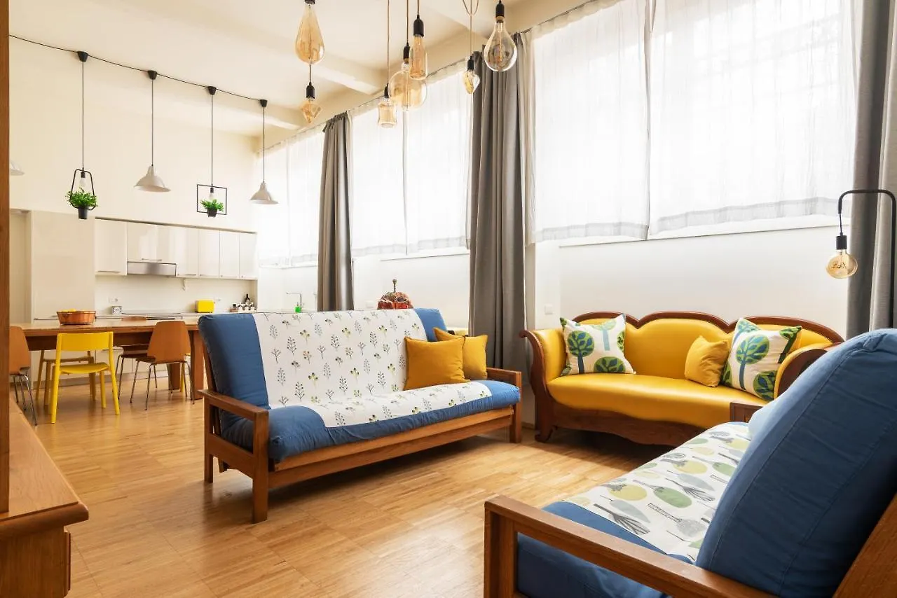 La Casa Colorata - Flats In Milan - Bocconi Appartement 0*,  Italië