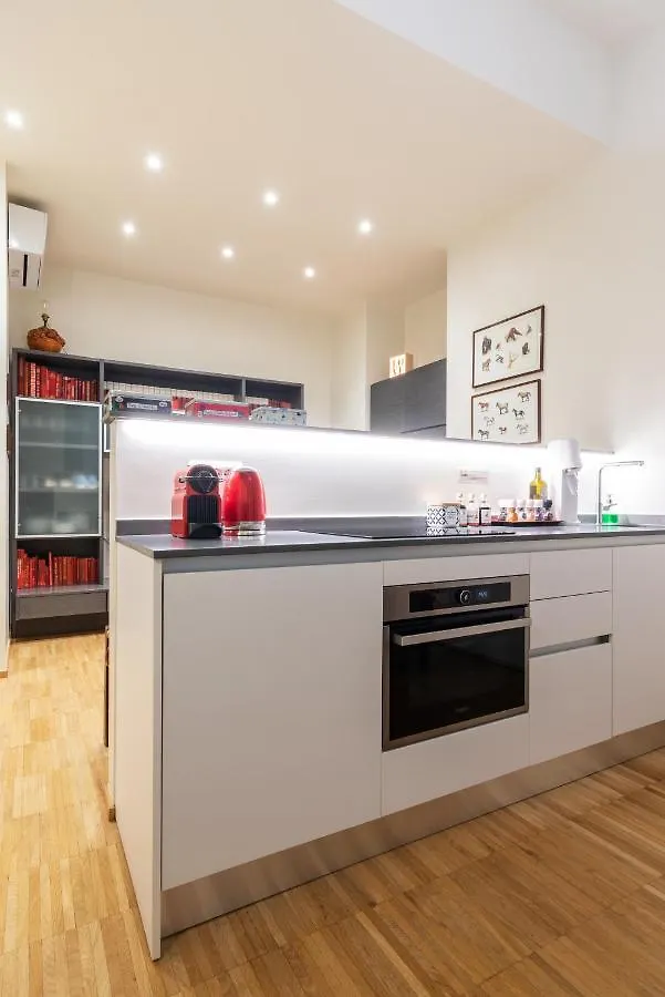 La Casa Colorata - Flats In Milan - Bocconi Appartement