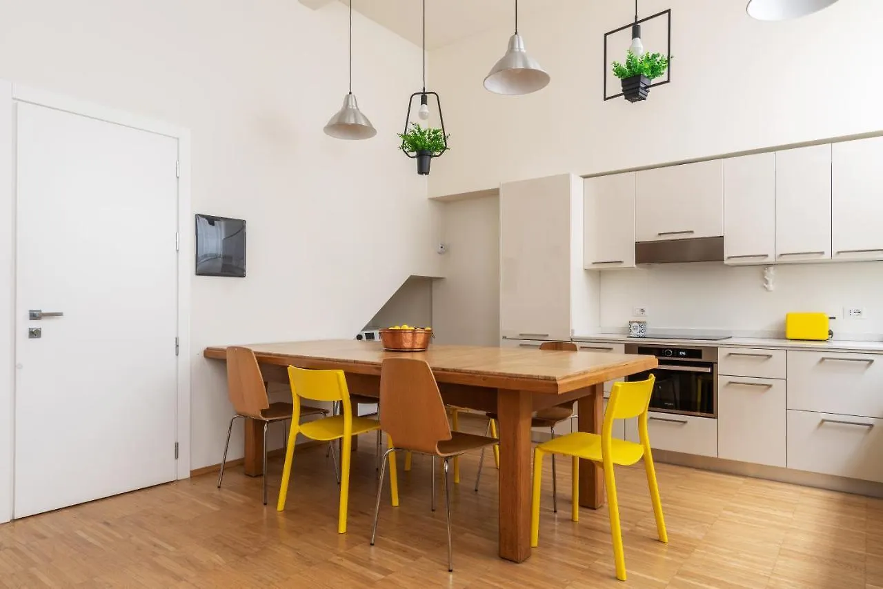 La Casa Colorata - Flats In Milan - Bocconi Appartement